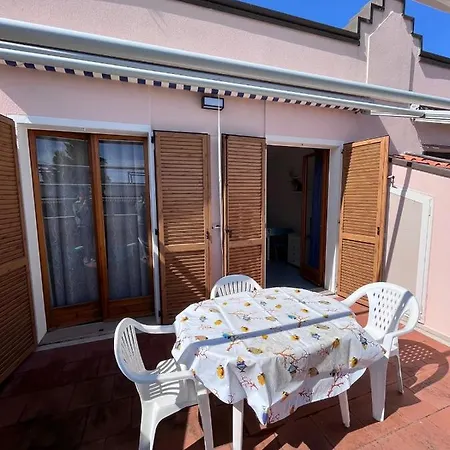アパート Bilo Andrea Con Terrazza Vicino Al Mare マルチェッリ